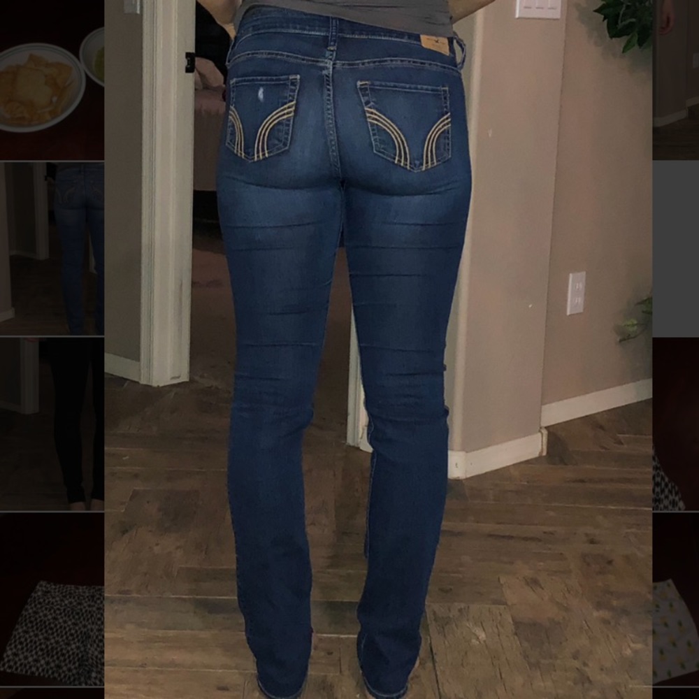 Distressed Dark Wash Skinny Jeans